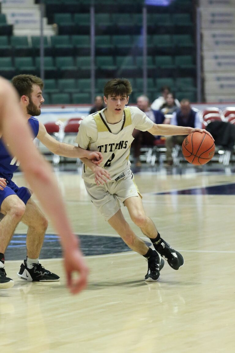 AvocaPrattsburgh state champions again in boys' basketball Video